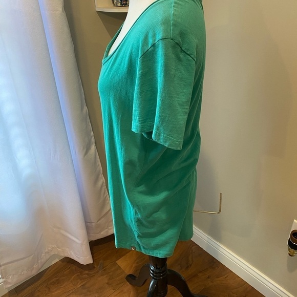 Green women’s Eddie Bauer tee shirt. Sz Small. - Picture 3 of 6